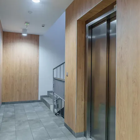 Piekny Bobrowiecka Z Balkonem