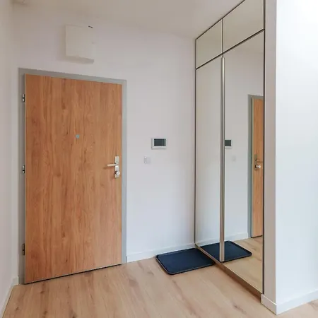 Piekny Bobrowiecka Z Balkonem Lägenhet Warszawa