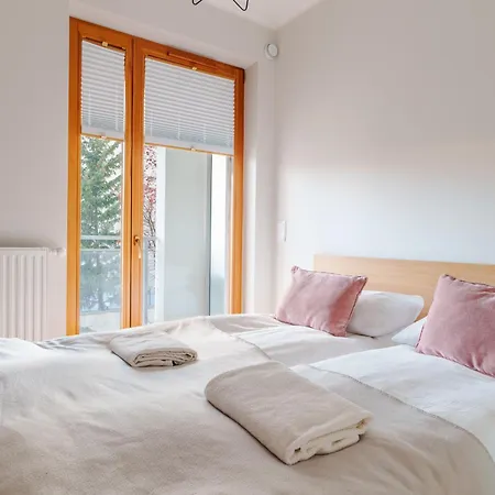 Lägenhet Piekny Bobrowiecka Z Balkonem