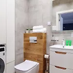 Piekny Bobrowiecka Z Balkonem Varsavia