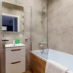 Piekny Bobrowiecka Z Balkonem * Varsavia